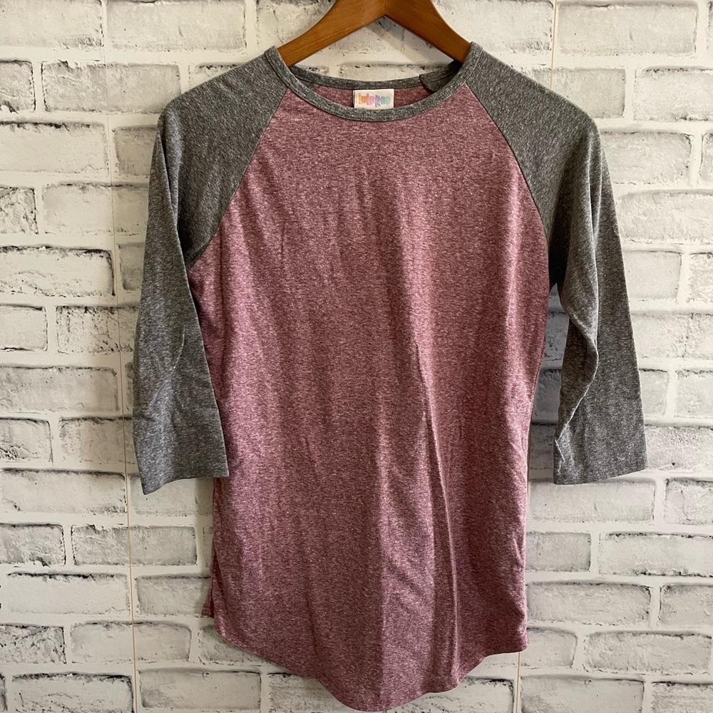 ❤️ FINAL PRICE ❤️
Lularoe gray and purple heathered Randy XXS